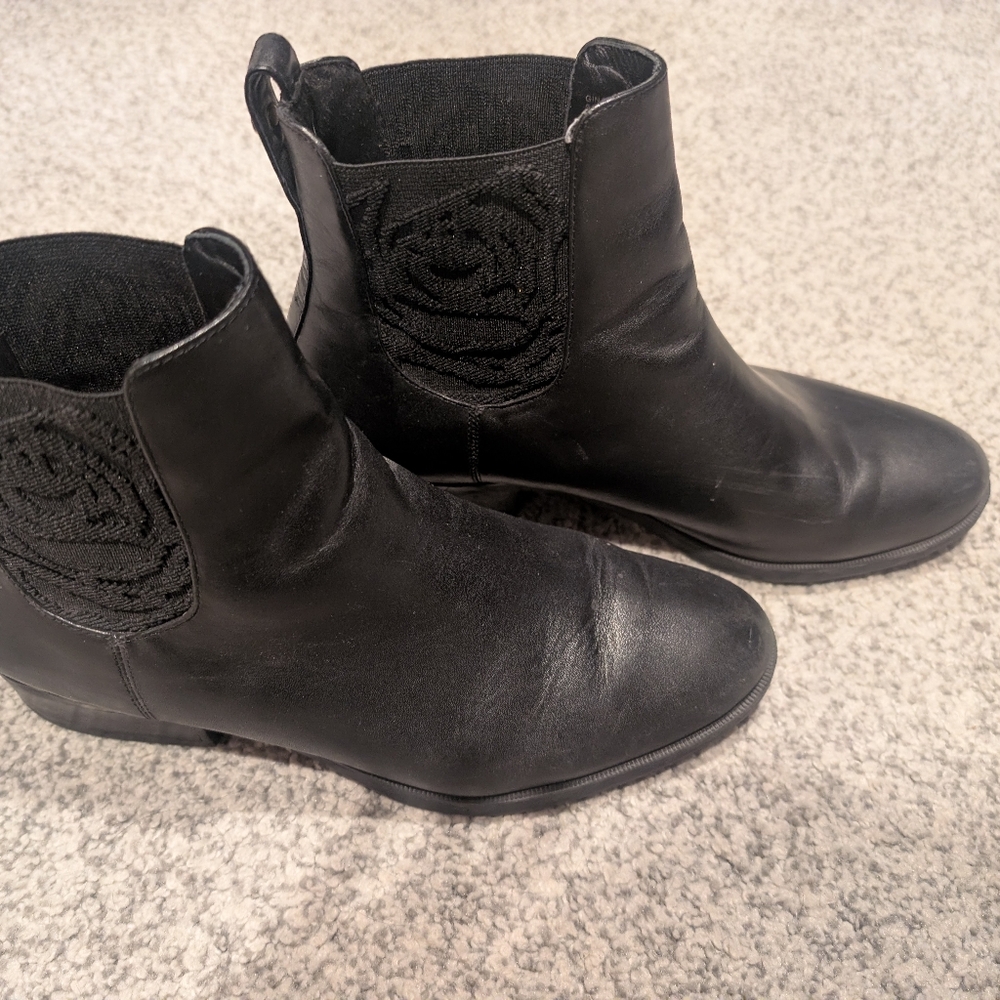 Taryn Rose Black Boots